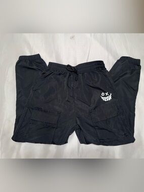 GUC | Big Boy Black Cargo sweatpants with White Skull Logo